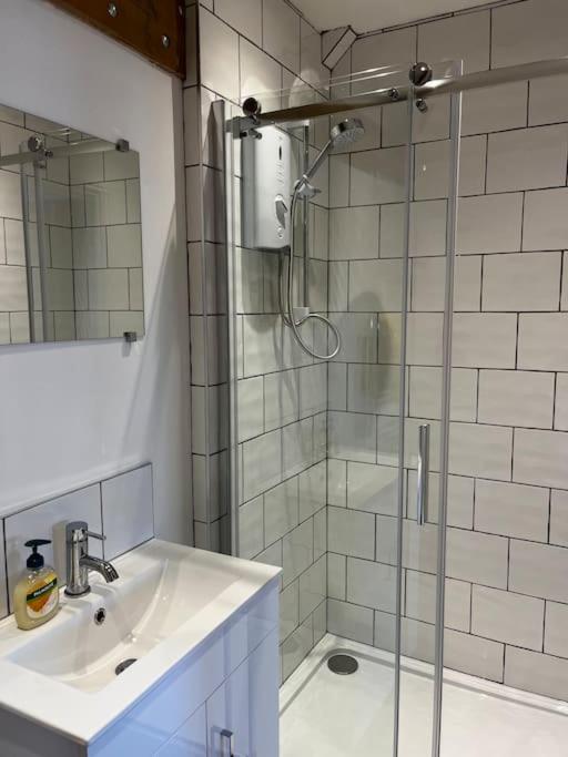 The Fish Loft Apartment ทุกส์แบร์รี ภายนอก รูปภาพ